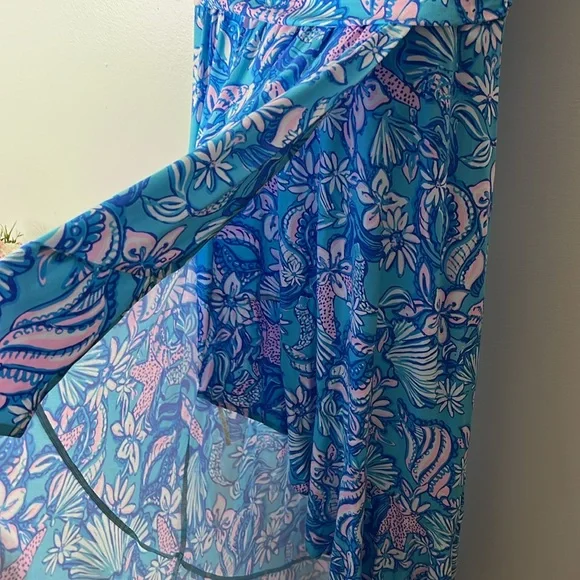 Lilly Pulitzer Moana Maxi Dress in Amalfi Blue
Sound The Sirens, Size M, NWT - Picture 8 of 13